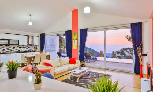 Villa Secret Swiss — 38