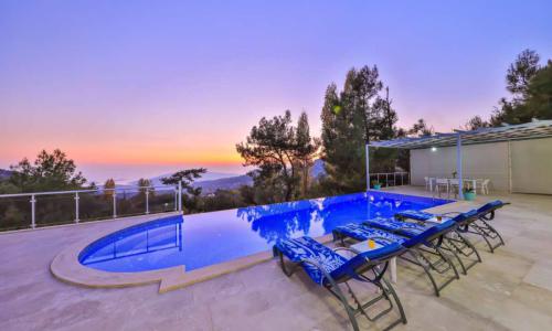 Villa Secret Swiss — 5