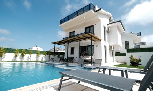 Villa Tahancı 4 — 7