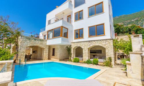 Villa Tarus Mara