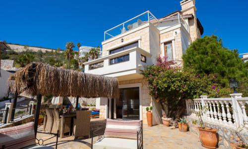 Villa Tashla — 19