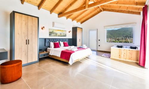 Villa Tawny — 25