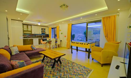 Villa Tepes — 53