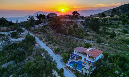 Villa Tepes — 80