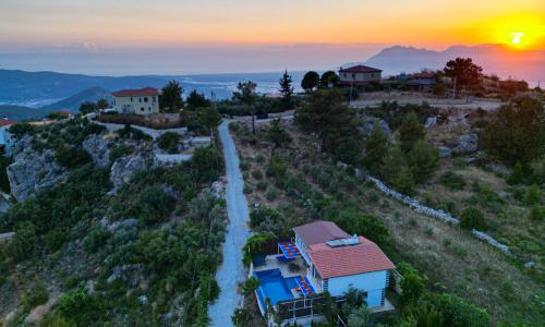 Villa Tepes — 81