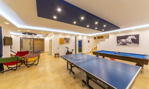 Villa Therapy — 26