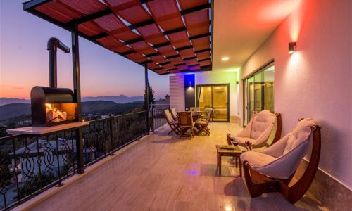 Villa Therapy — 9