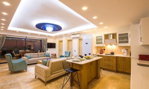 Villa Therapy — 36