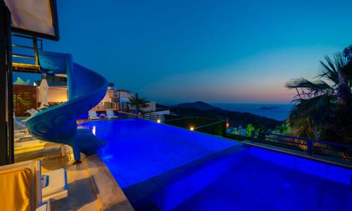 Villa Titanic — 5