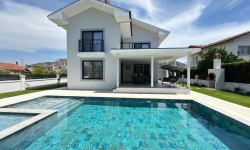 Villa Tomris — 2