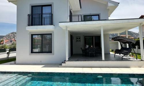 Villa Tomris — 1