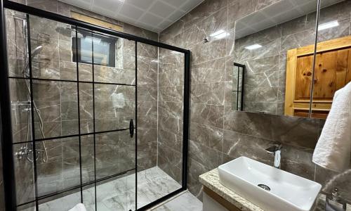 Villa Tomrul — 40