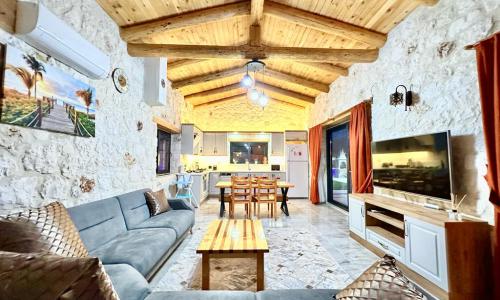 Villa Tomrul — 23