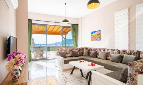 Villa Topaz — 33