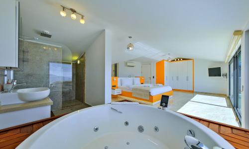 Villa Topçu Duo — 75