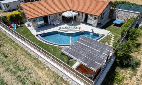 Villa Topcu Stone — 47