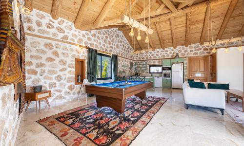 Villa Topcu Stone — 111