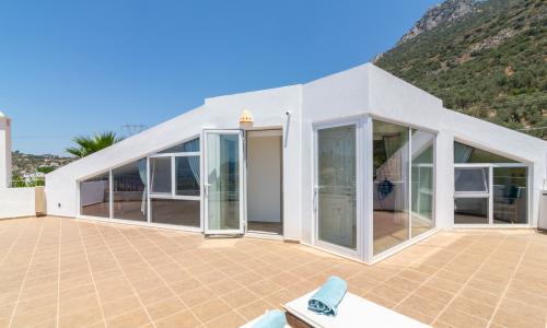 Villa Toros — 54