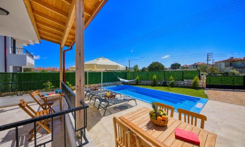 Villa Toscana 4 — 18