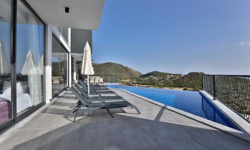 Villa Tria — 9