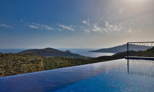 Villa Tria — 2