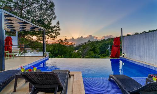 Villa Truva — 8
