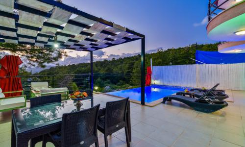Villa Truva — 3