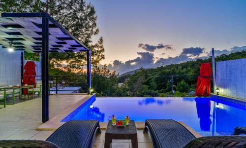 Villa Truva — 2