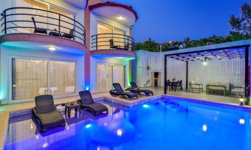 Villa Truva — 1