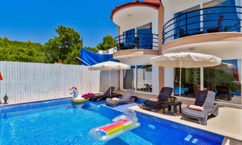 Villa Truva — 10