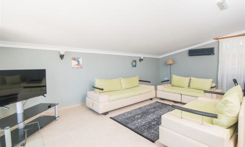Villa Tulip — 42