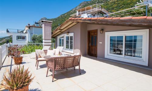 Villa Tulip — 50