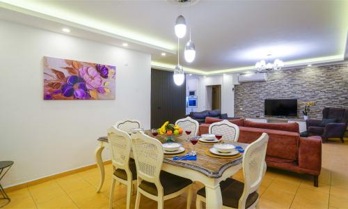 Villa Tuna Akbel — 12