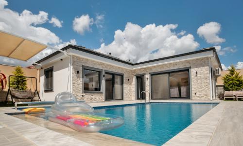 Villa Twin 1 — 4