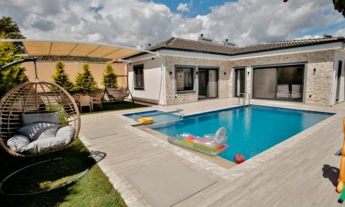 Villa Twin 1 — 1