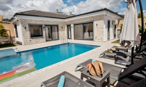 Villa Twin 1 — 2