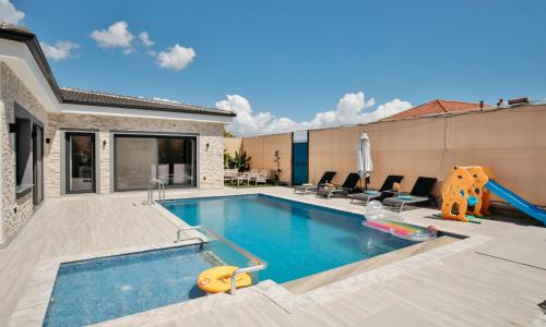 Villa Twin 1 — 5