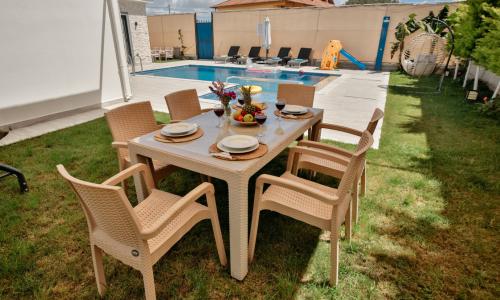 Villa Twin 1 — 8
