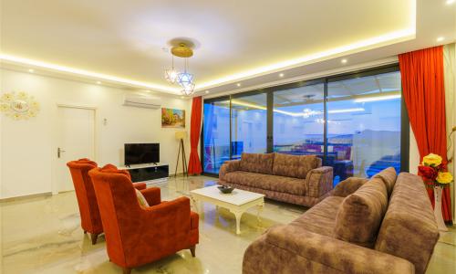 Villa Twins 1 — 65