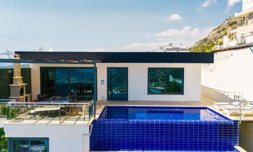 Villa Twins 2 — 34