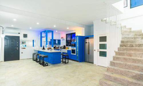 Villa Uranus — 85