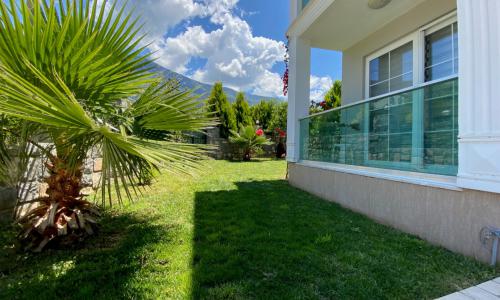 Villa Urartu — 8