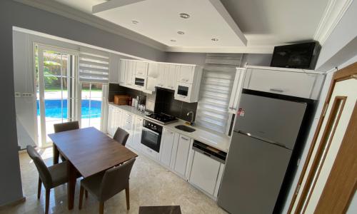 Villa Urartu — 16