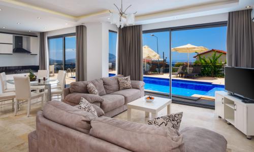 Villa Vala — 13
