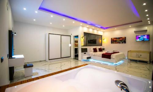 Villa Olivet — 18