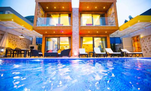 Villa Victoria — 8