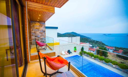 Villa Victoria — 19