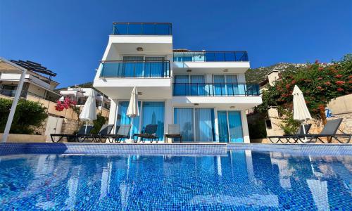 Villa Visos — 2