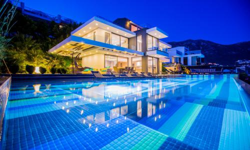 Villa Vogue — 1