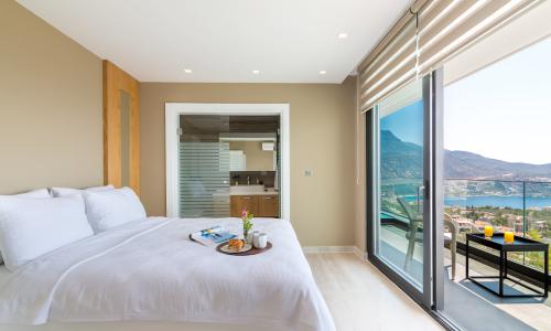 Villa Vogue — 21